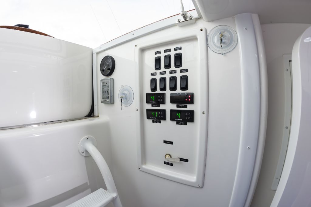 2022 Viking 72 