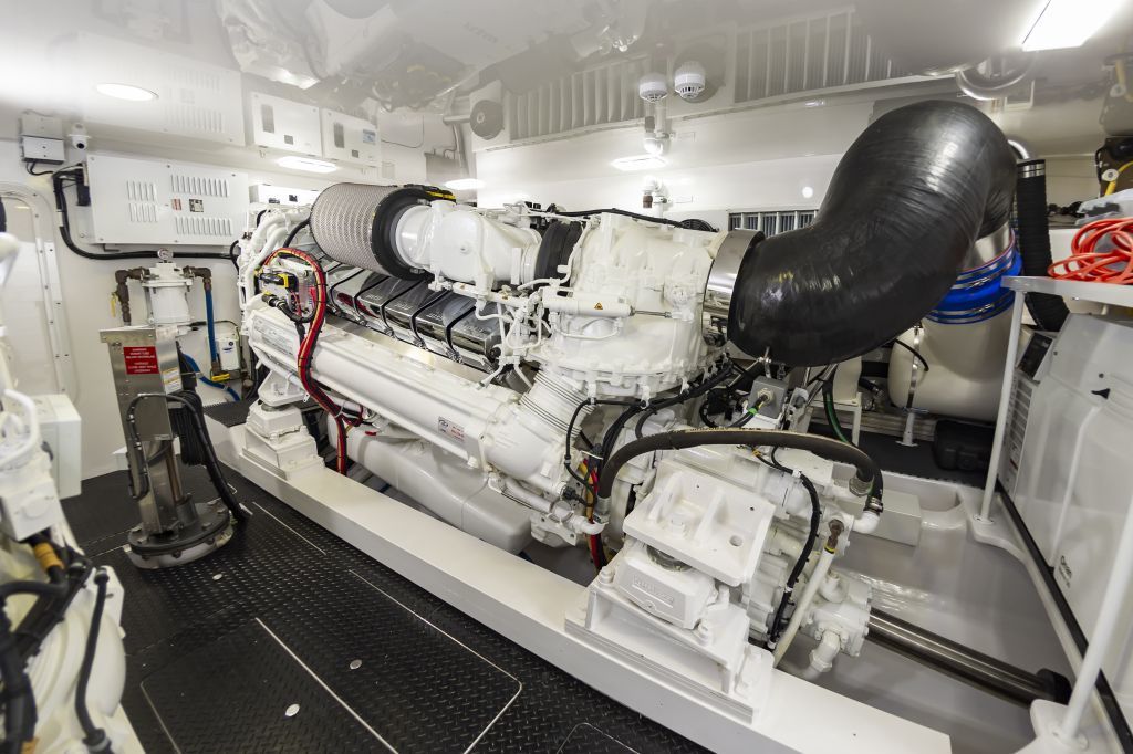 2022 Viking 72 
