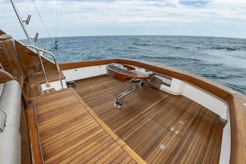 Safari Yacht Photos Pics 