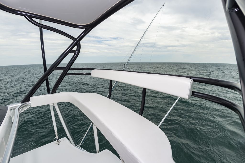 2022 Viking 72 