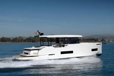 De Antonio Yachts D50 Coupé