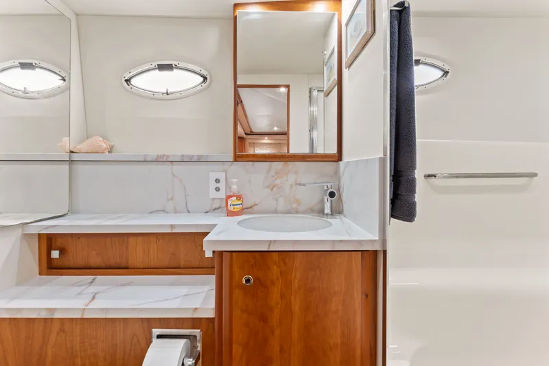 Fortunate 2 Yacht Photos Pics 