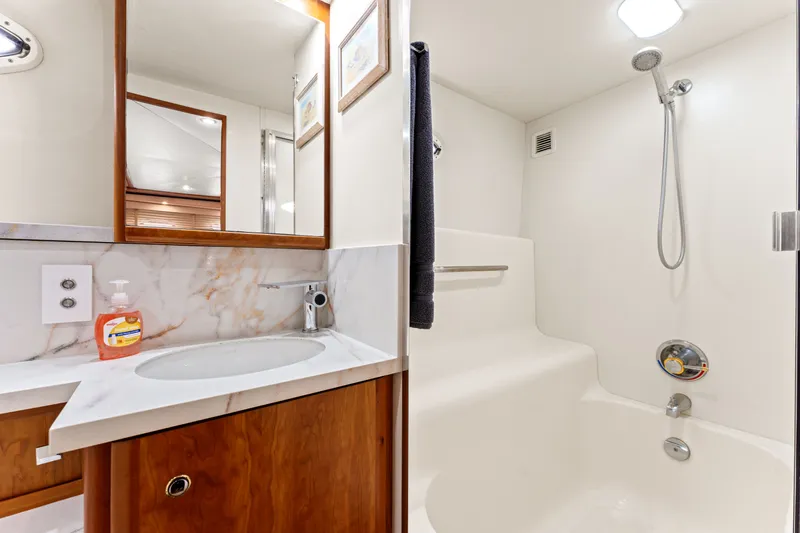 Fortunate 2 Yacht Photos Pics 