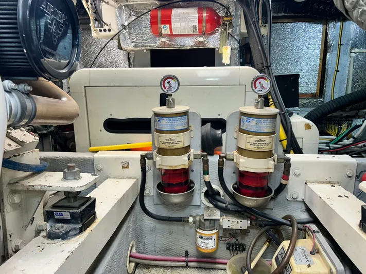 Fortunate 2 Yacht Photos Pics 