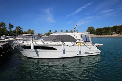 2023 Marex 310 Sun Cruiser