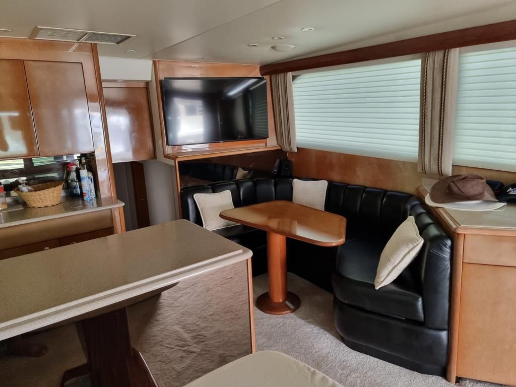 2004 Viking 55 