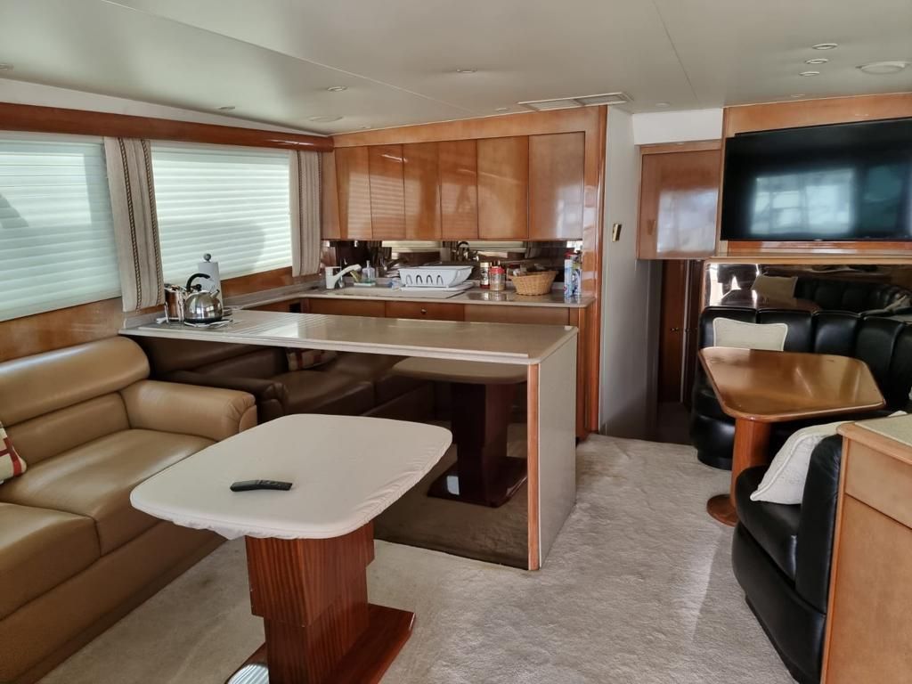 2004 Viking 55 