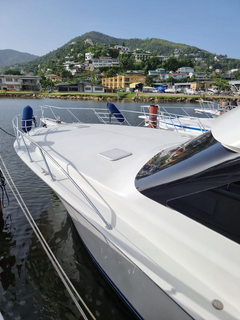 2004 Viking 55 