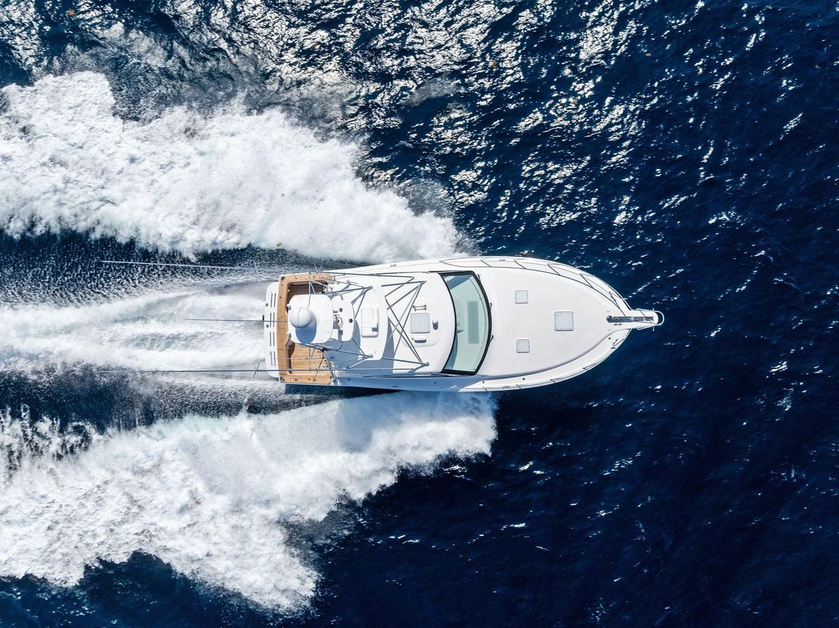 2016 Hatteras 45 