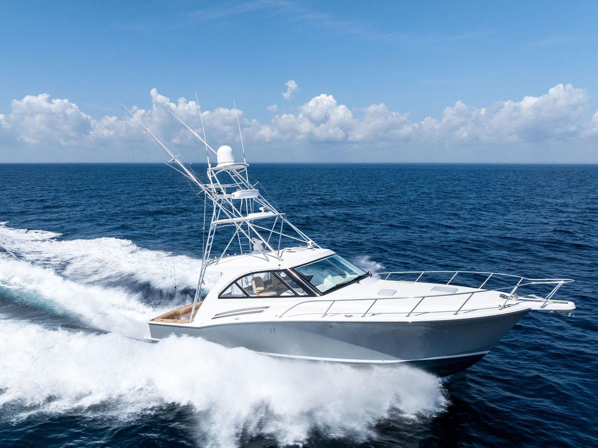 2016 Hatteras 45 