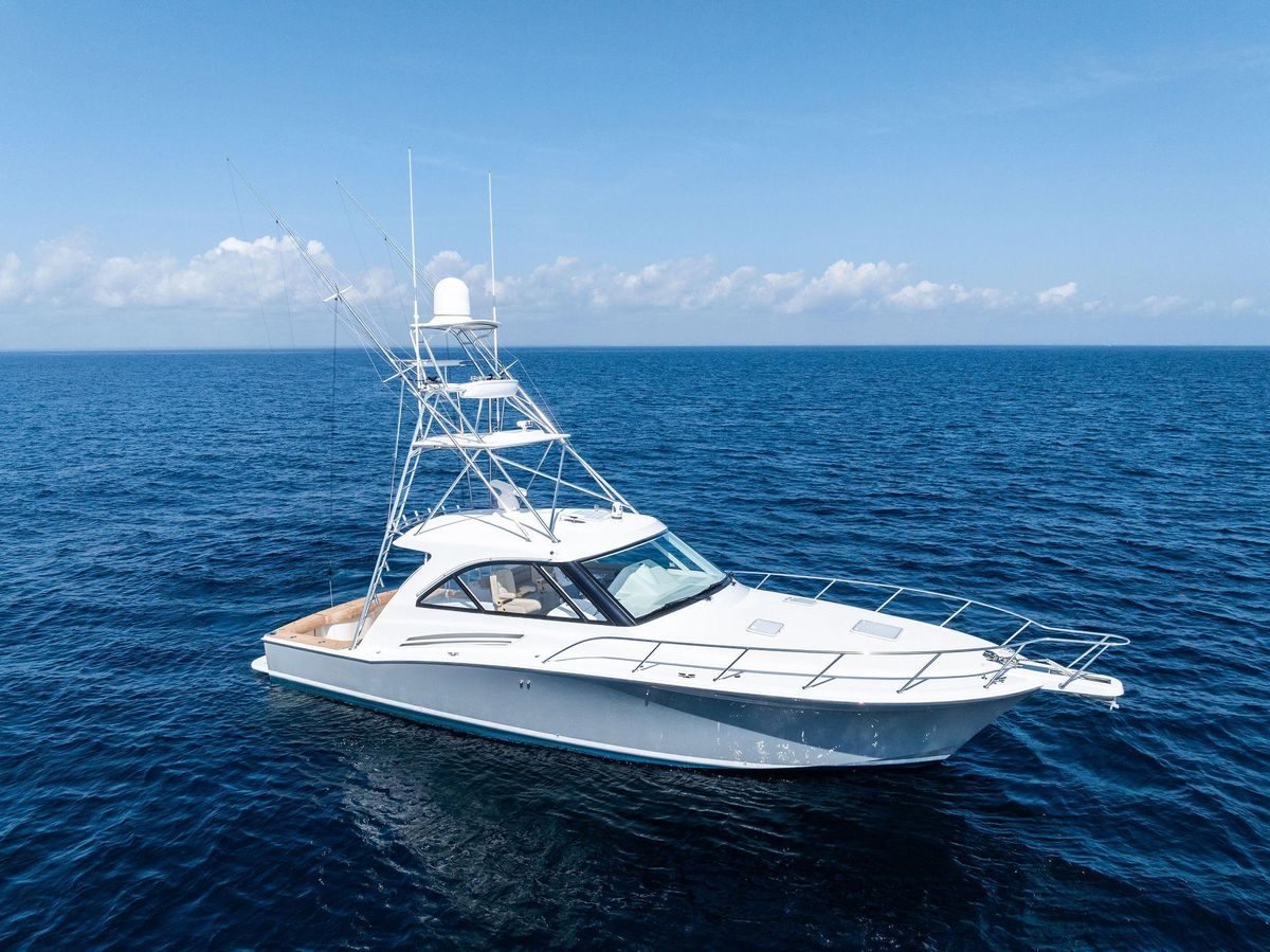 2016 Hatteras 45 