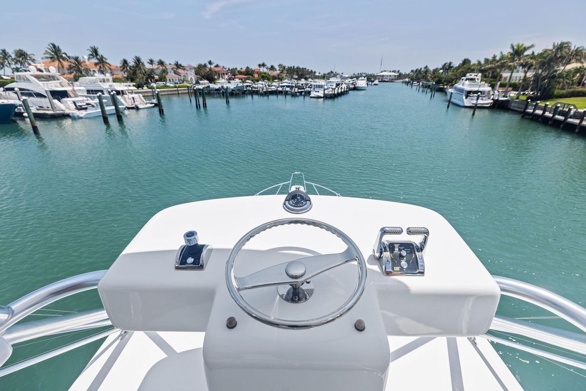 2016 Hatteras 45 