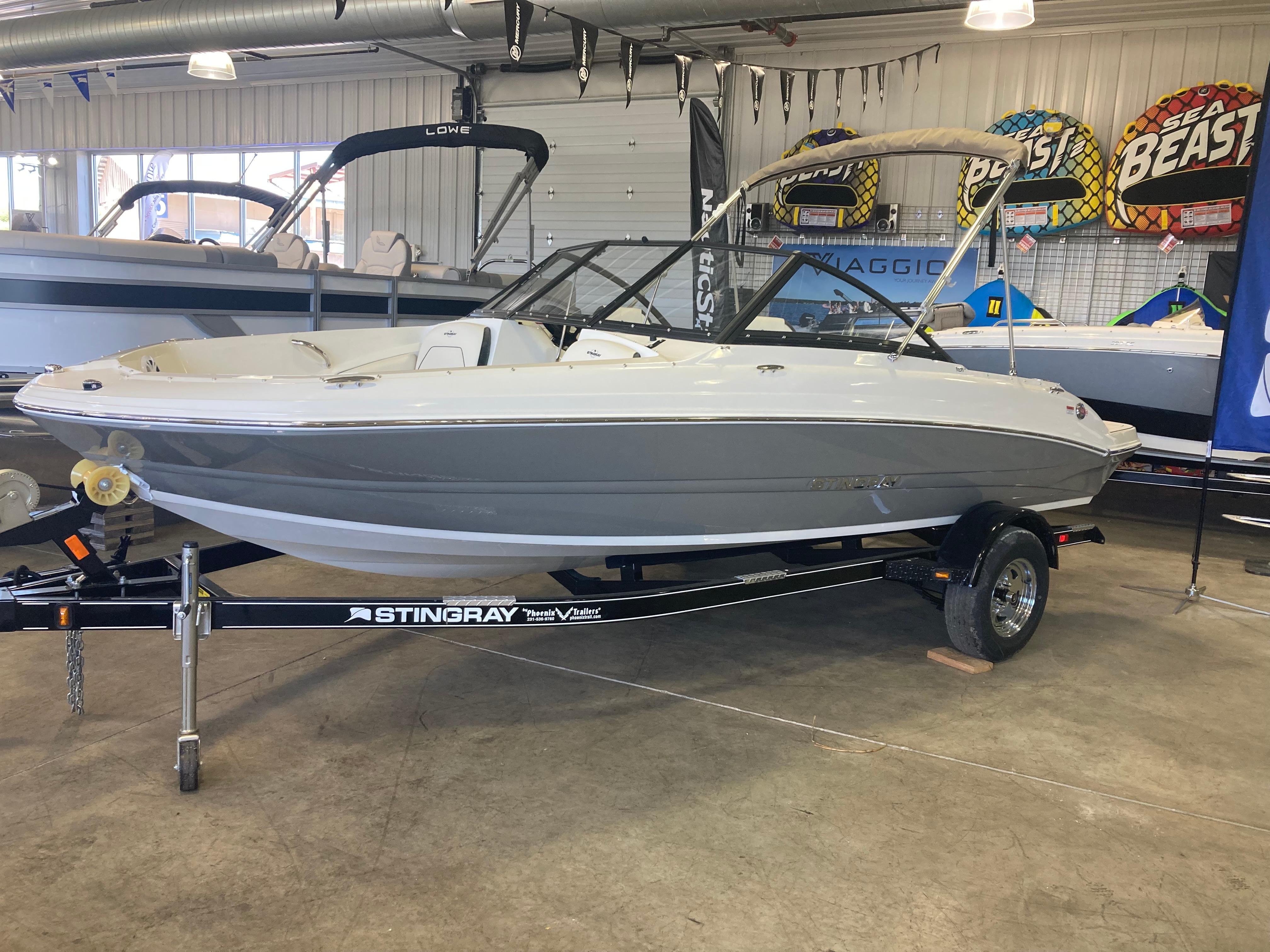2022 Stingray 191DC Full Windshield Deck Boat for sale YachtWorld