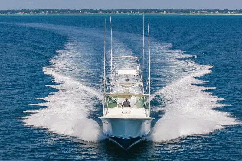 June Bug Yacht Photos Pics 