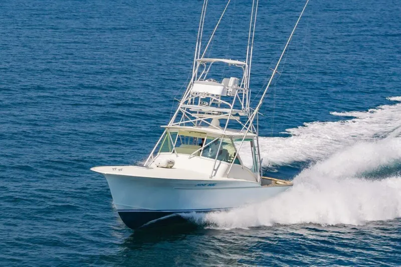 June Bug Yacht Photos Pics 