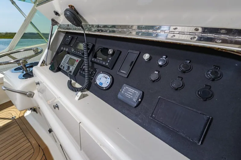 June Bug Yacht Photos Pics 