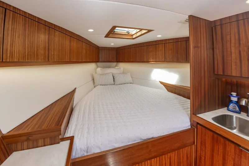 June Bug Yacht Photos Pics 