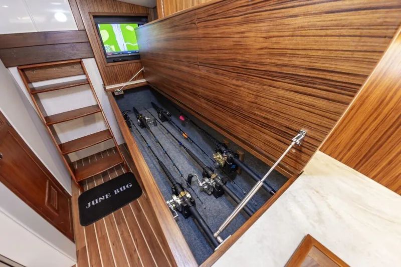 June Bug Yacht Photos Pics 