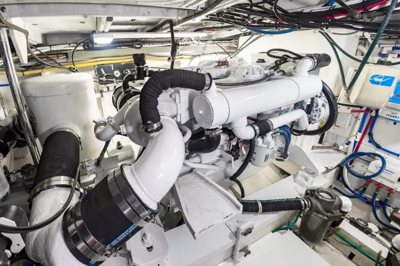 June Bug Yacht Photos Pics 