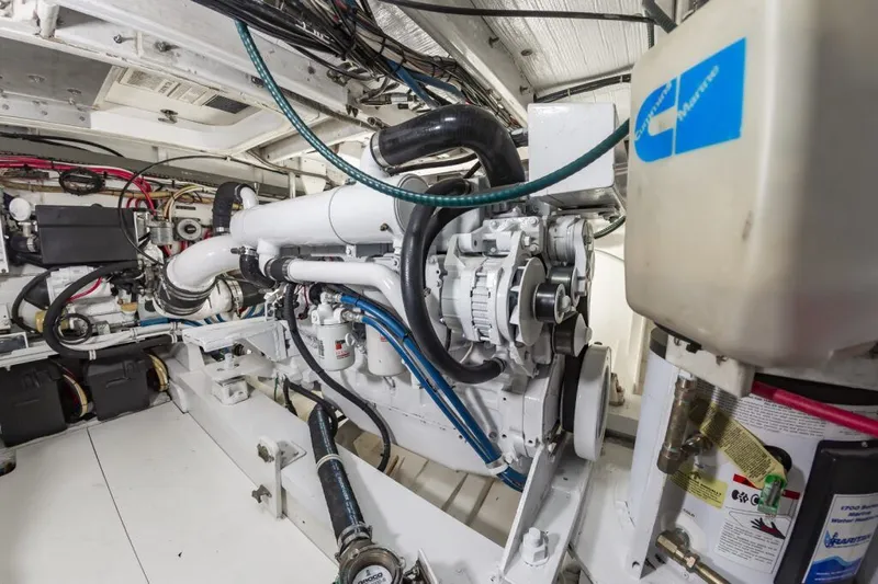 June Bug Yacht Photos Pics 