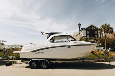 Beneteau Antares 8 Fishing
