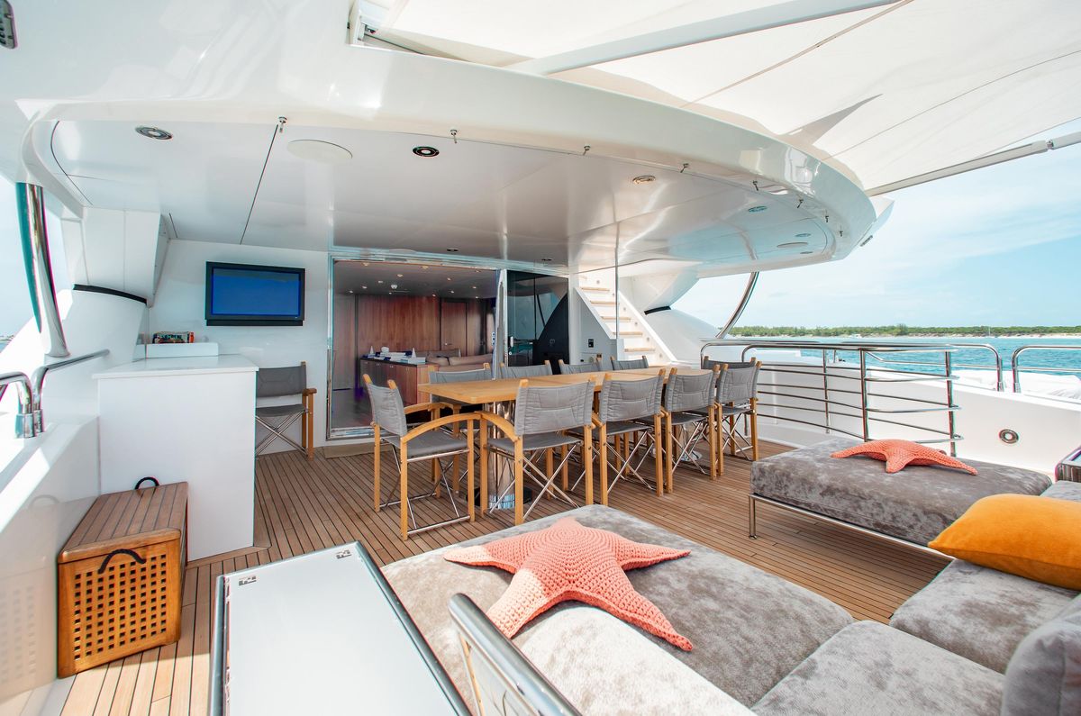 2014 Sunseeker 131 