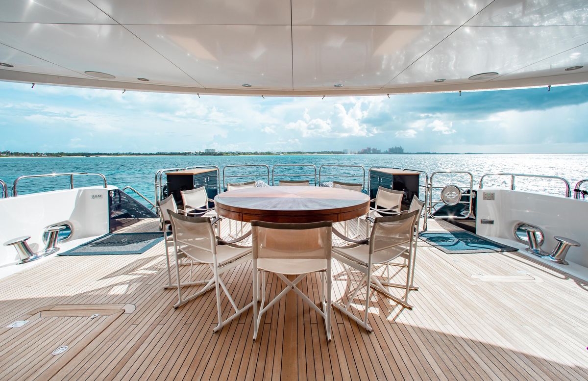 2014 Sunseeker 131 