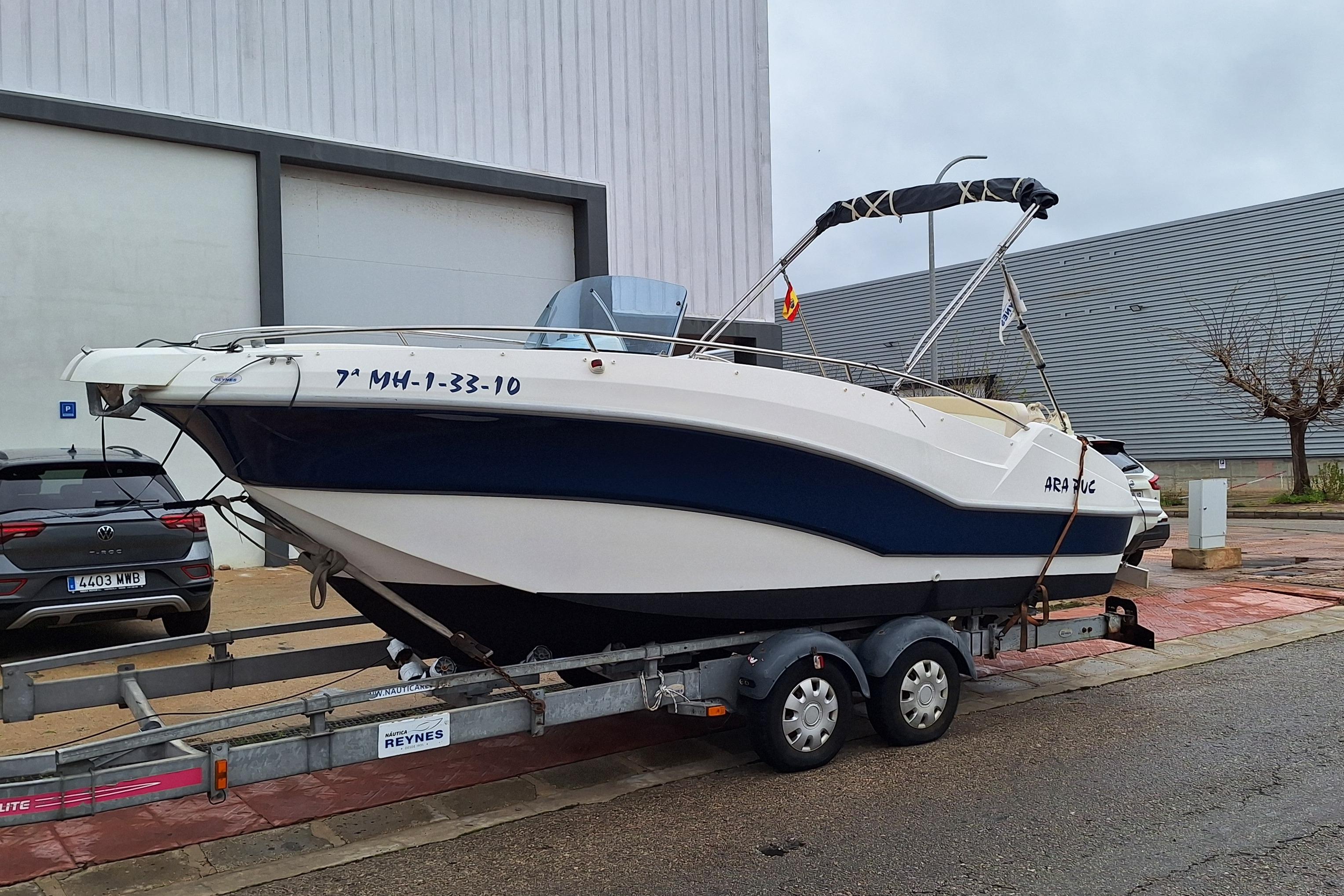 2010 RIO 650 Day Cruiser