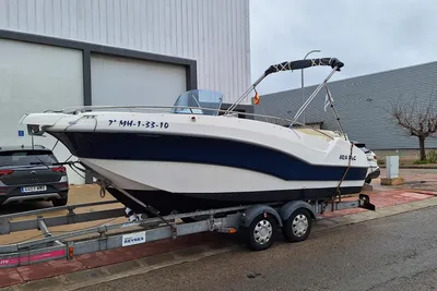 2010 RIO 650 Day Cruiser