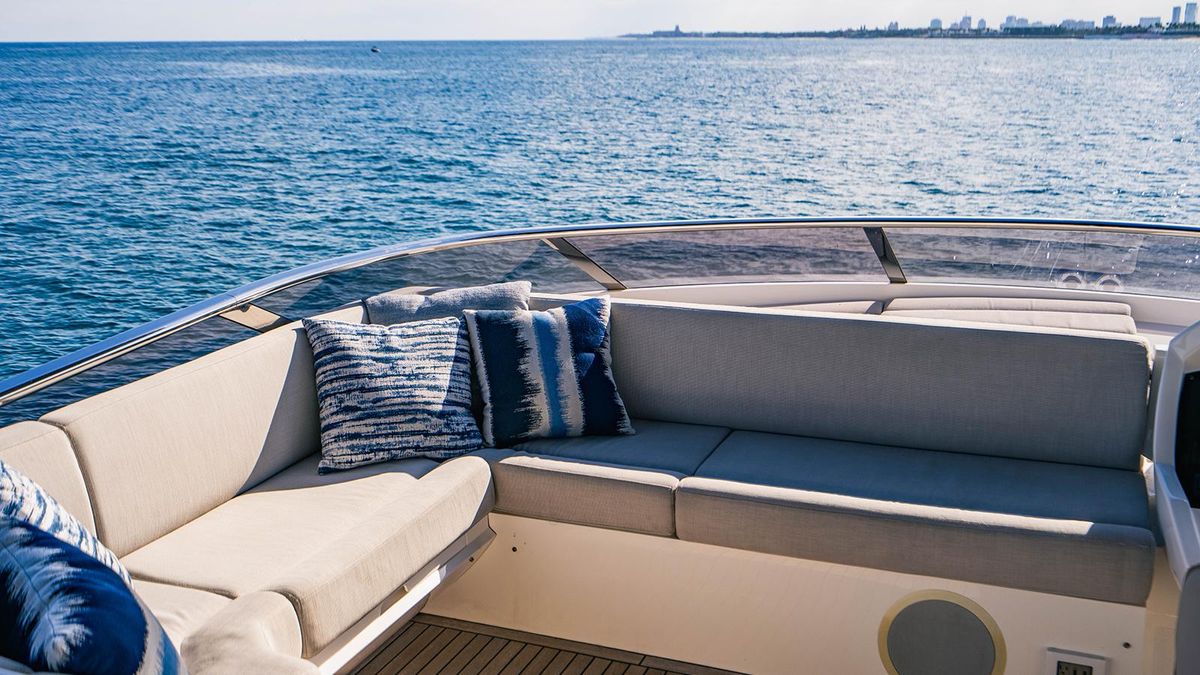 2019 Sunseeker 86 