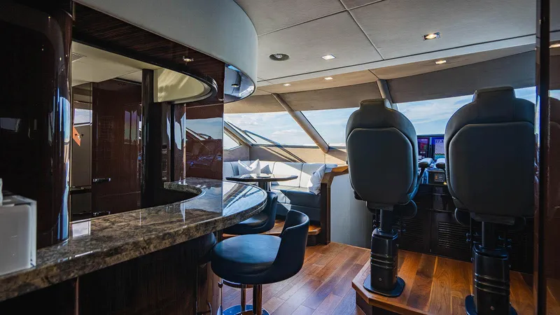 Golden Ours Yacht Photos Pics 