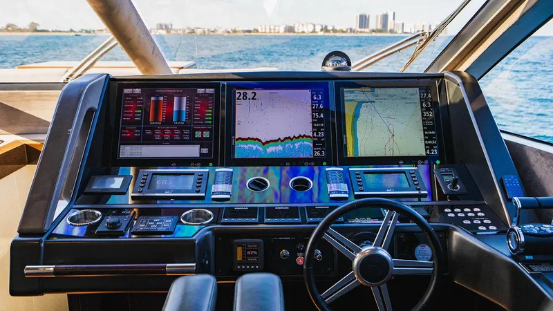 Golden Ours Yacht Photos Pics 