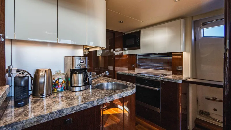 Golden Ours Yacht Photos Pics 