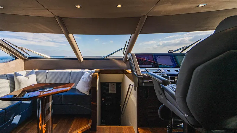 Golden Ours Yacht Photos Pics 