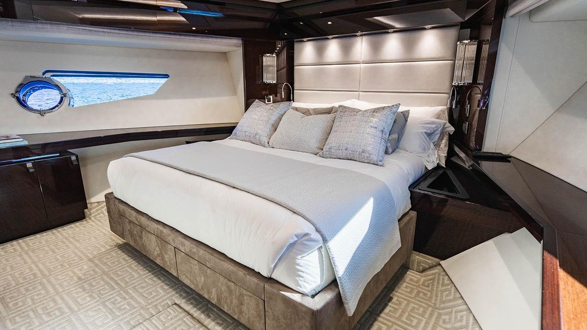 2019 Sunseeker 86 