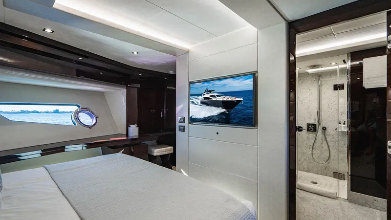 Golden Ours Yacht Photos Pics 