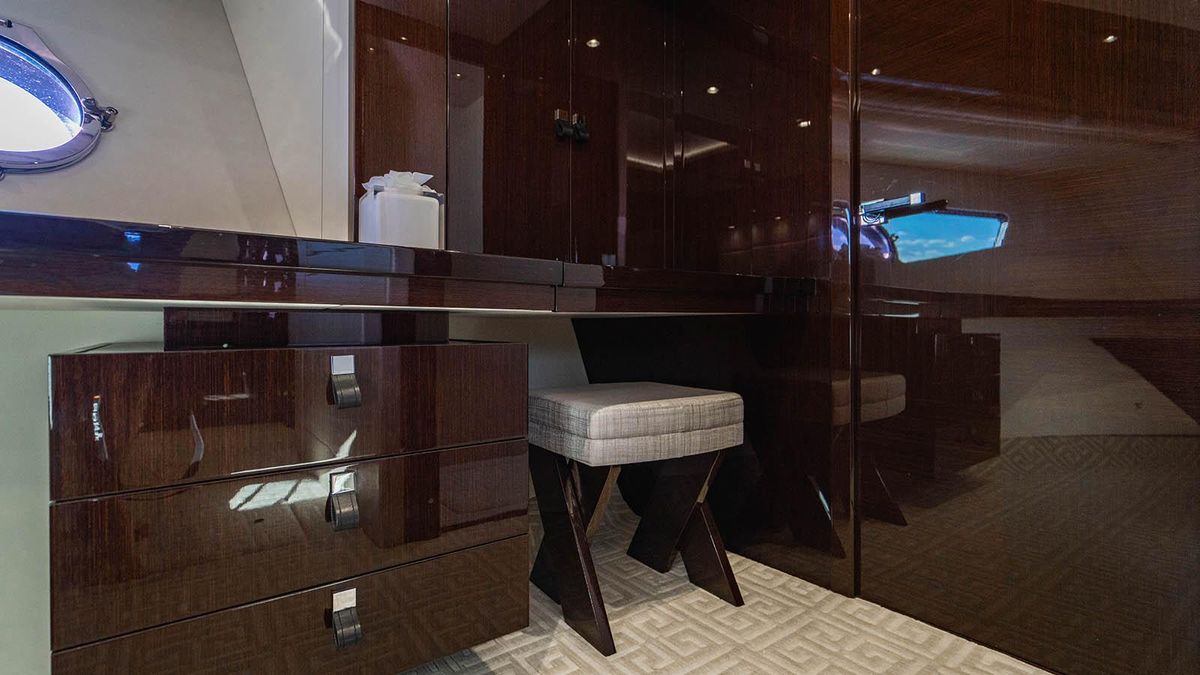 2019 Sunseeker 86 