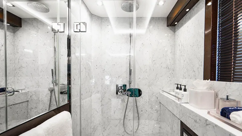 Golden Ours Yacht Photos Pics 