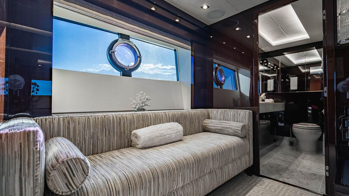 2019 Sunseeker 86 