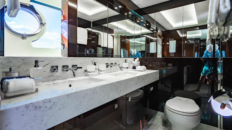 Golden Ours Yacht Photos Pics 