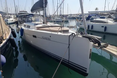 2010 Hanse 445