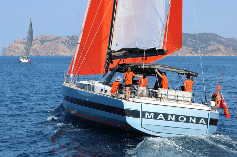 Manona (name Reserved For Owner) Yacht Photos Pics 