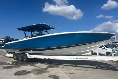 Nor-Tech 390 Sport Center Console