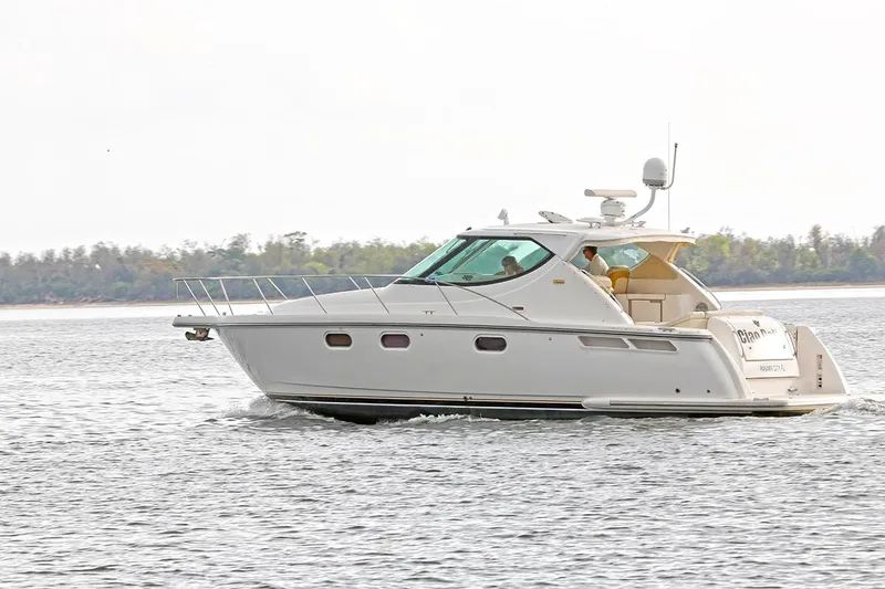 Ciao Bella Yacht Photos Pics 