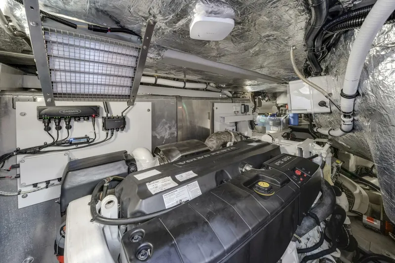  Yacht Photos Pics 2023 Sunseeker Superhawk 55 - Image 52