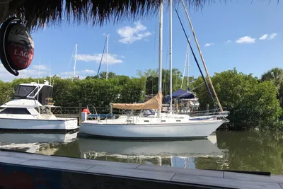 Tartan 37 sloop