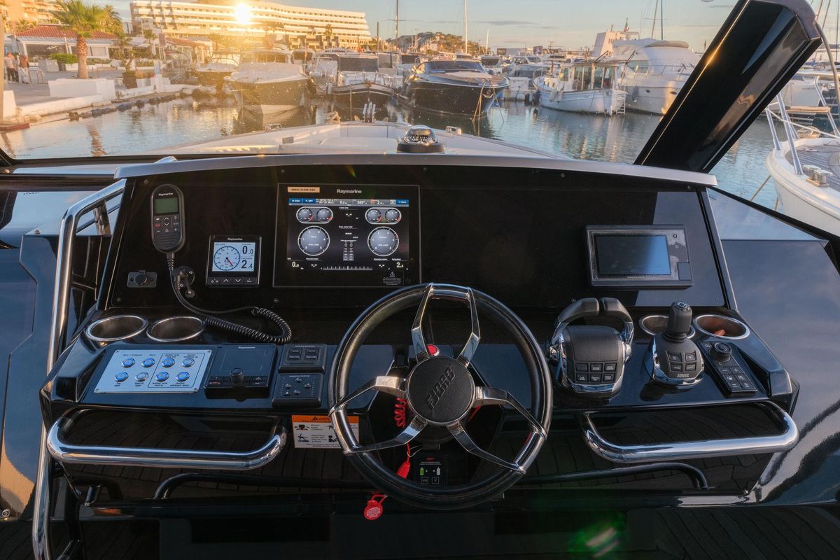 2017 Fjord 44 