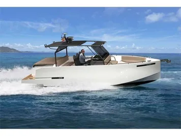 2025 De Antonio Yachts D28 Explorer