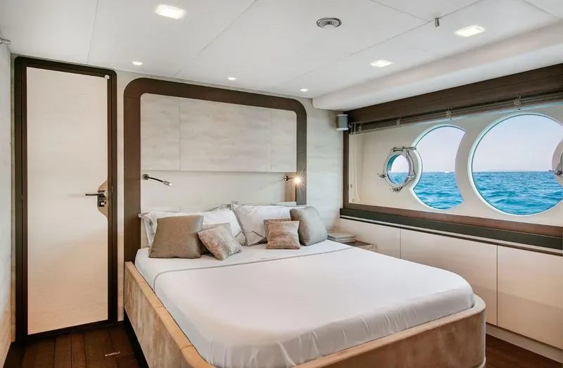 Esmeralda Of The Seas Yacht Photos Pics Luxurious bedroom in 2018 Monte Carlo Yachts MCY 96 with ocean view.