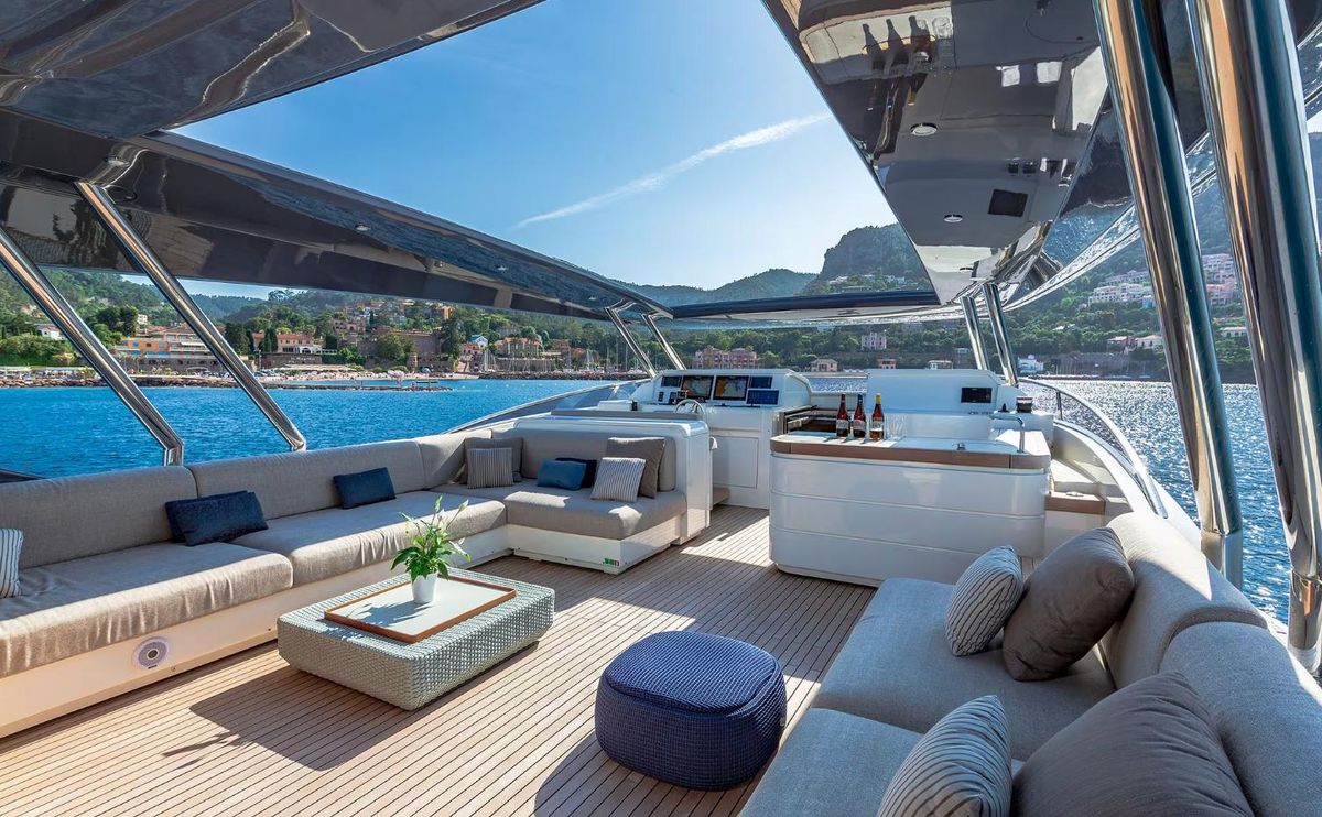 2018 Monte Carlo Yachts 96 